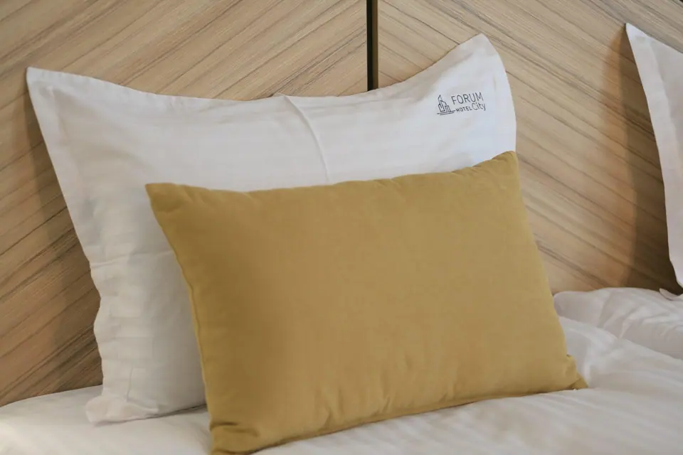 Towels and bed linen with the hotel logo – Forum City Hotel, Pazardzhik